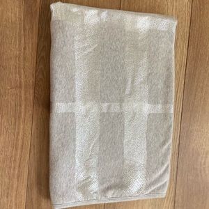 Burberry blanket